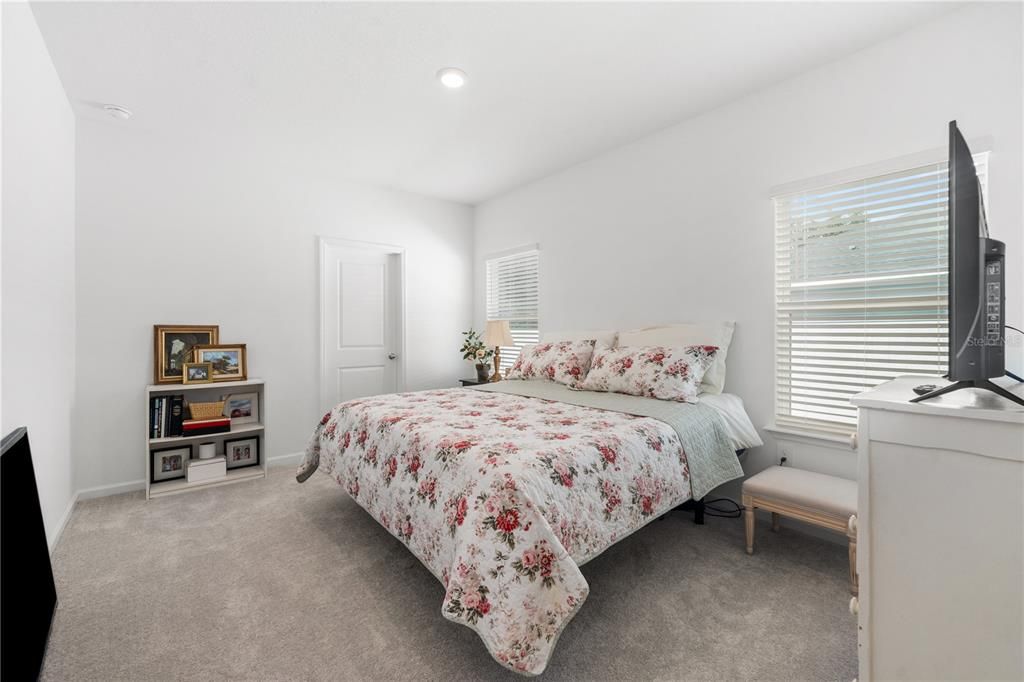 For Sale: $474,800 (4 beds, 3 baths, 2983 Square Feet)
