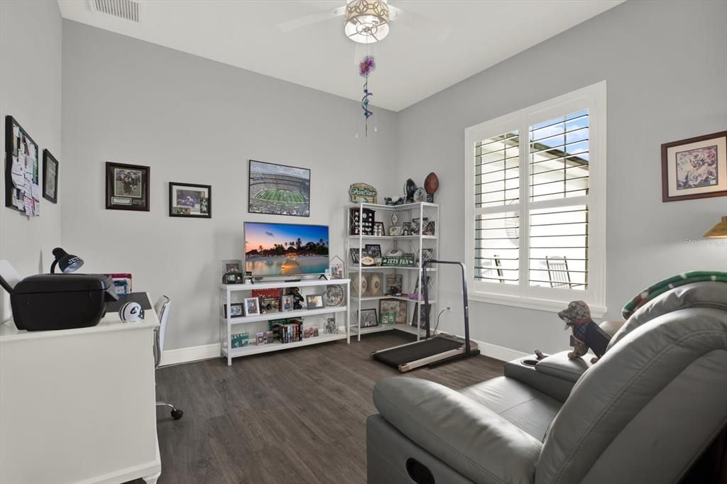 En Venta: $480,000 (3 camas, 2 baños, 2094 Pies cuadrados)
