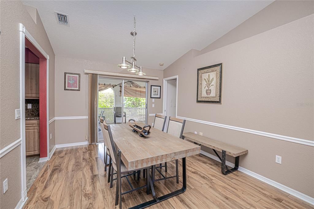 Active With Contract: $279,000 (3 beds, 2 baths, 1842 Square Feet)
