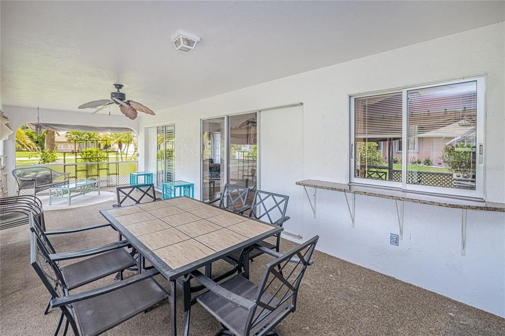 Active With Contract: $279,000 (3 beds, 2 baths, 1842 Square Feet)