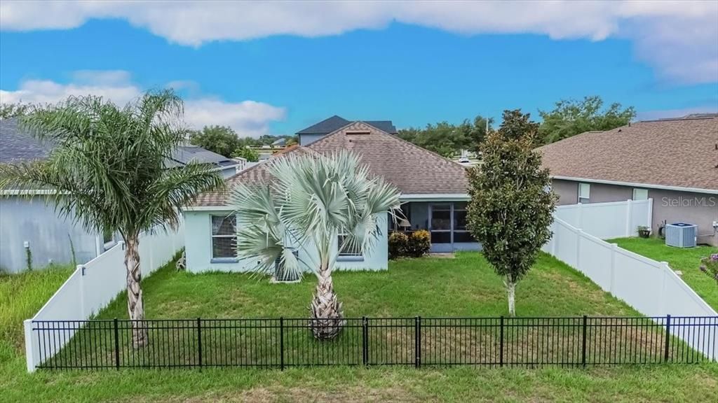 На продажу: $325,000 (3 спален, 2 ванн, 1978 Квадратных фут)