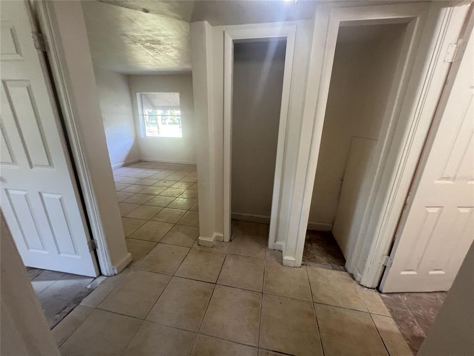 В аренду: $1,295 (2 спален, 1 ванн, 714 Квадратных фут)