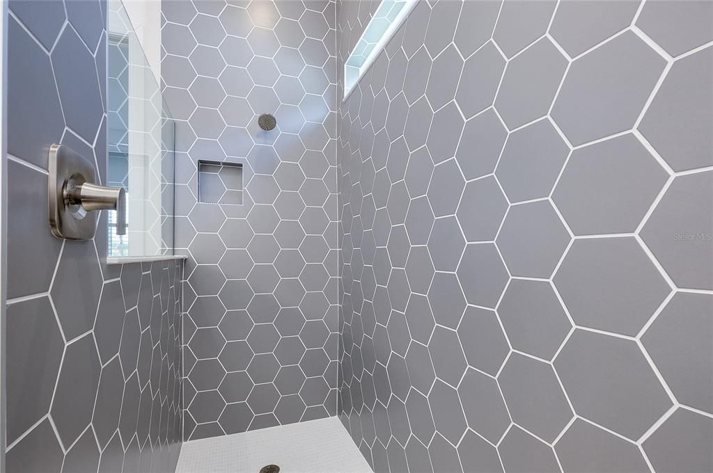 На продажу: $999,000 (3 спален, 3 ванн, 2483 Квадратных фут)