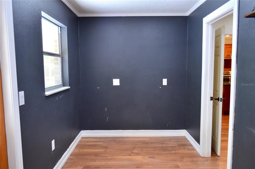 For Rent: $2,700 (4 beds, 3 baths, 2325 Square Feet)