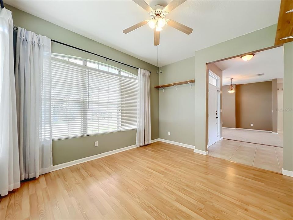 En Venta: $539,000 (3 camas, 2 baños, 1955 Pies cuadrados)