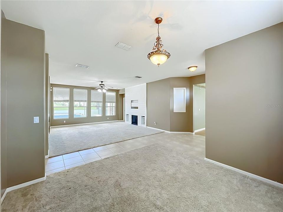 En Venta: $539,000 (3 camas, 2 baños, 1955 Pies cuadrados)