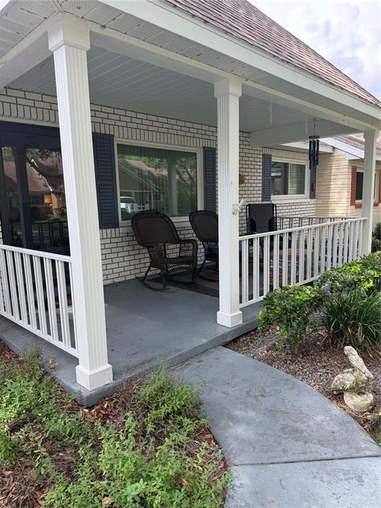 For Sale: $135,000 (2 beds, 2 baths, 1223 Square Feet)