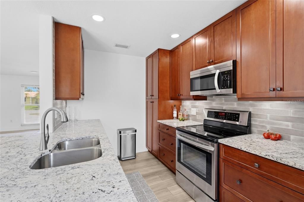 En Venta: $600,000 (3 camas, 2 baños, 2187 Pies cuadrados)