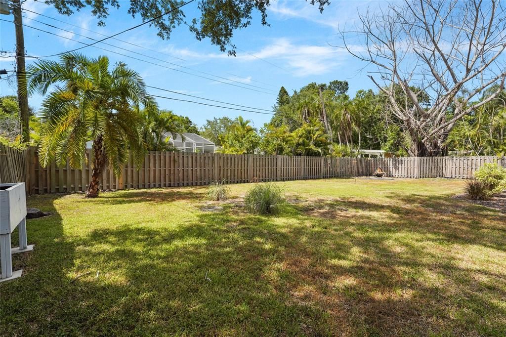 En Venta: $600,000 (3 camas, 2 baños, 2187 Pies cuadrados)