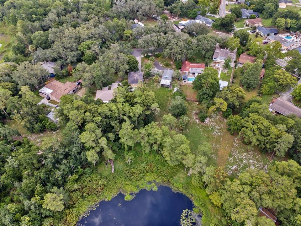For Sale: $320,250 (2 beds, 1 baths, 861 Square Feet)