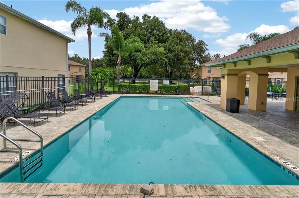For Sale: $239,000 (2 beds, 2 baths, 1364 Square Feet)