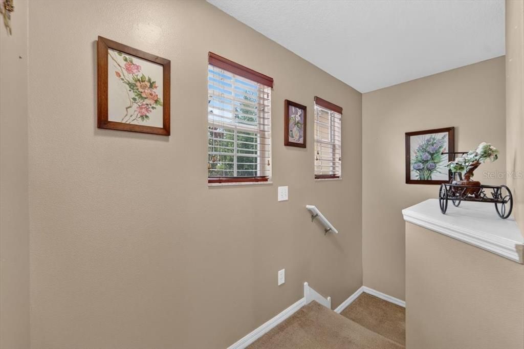 For Sale: $239,000 (2 beds, 2 baths, 1364 Square Feet)