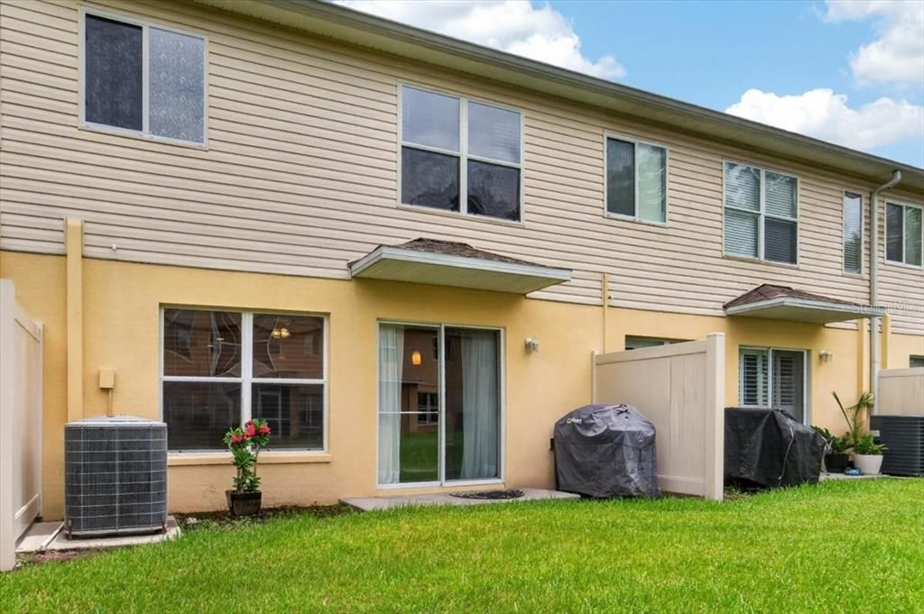 For Sale: $239,000 (2 beds, 2 baths, 1364 Square Feet)