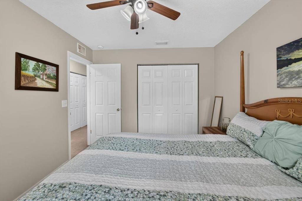 For Sale: $239,000 (2 beds, 2 baths, 1364 Square Feet)