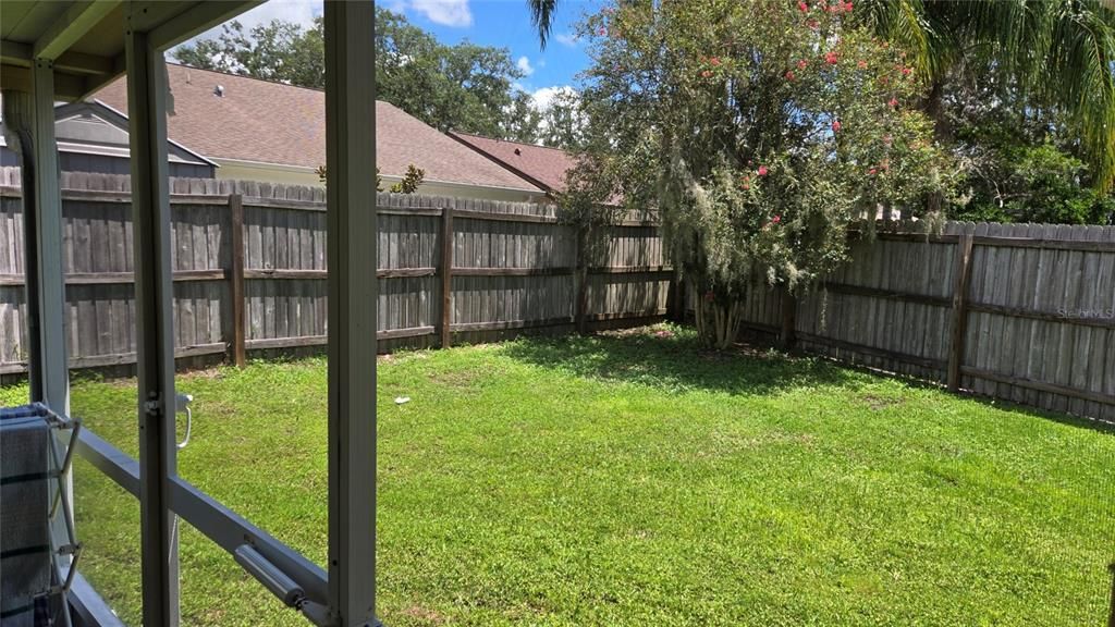 For Sale: $350,000 (3 beds, 2 baths, 1595 Square Feet)