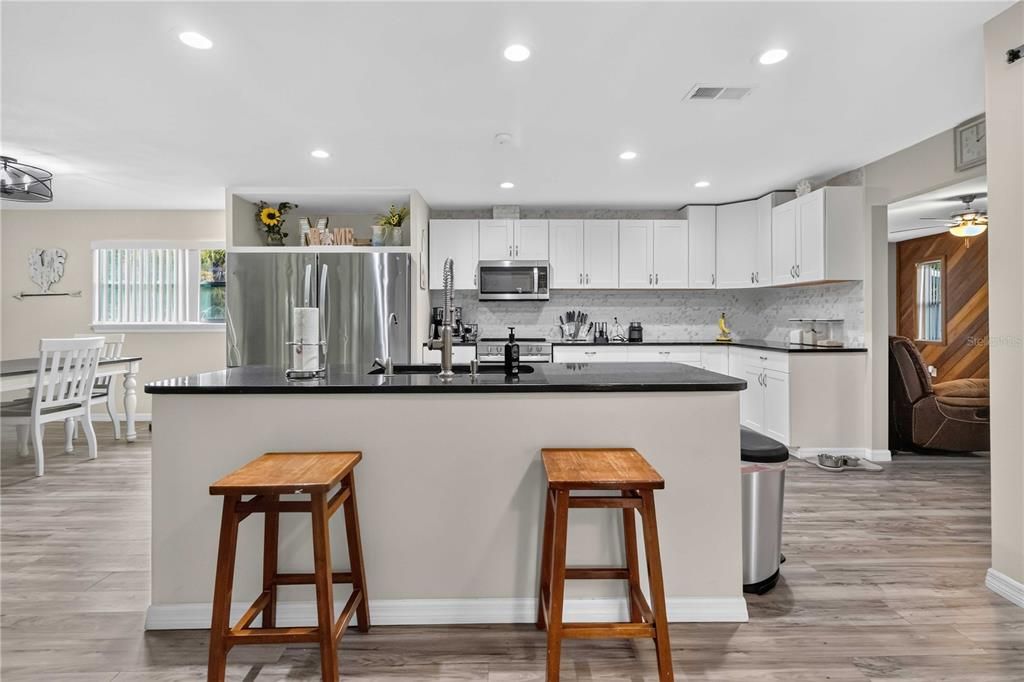 For Sale: $505,000 (3 beds, 2 baths, 1824 Square Feet)