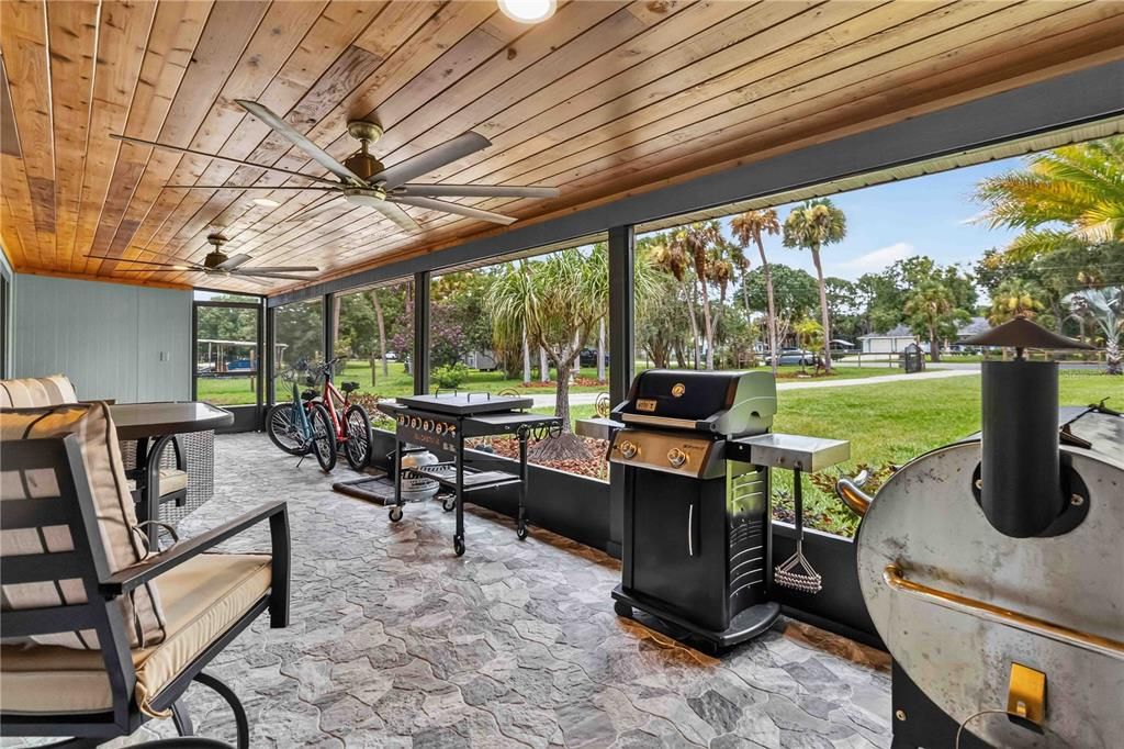 For Sale: $505,000 (3 beds, 2 baths, 1824 Square Feet)