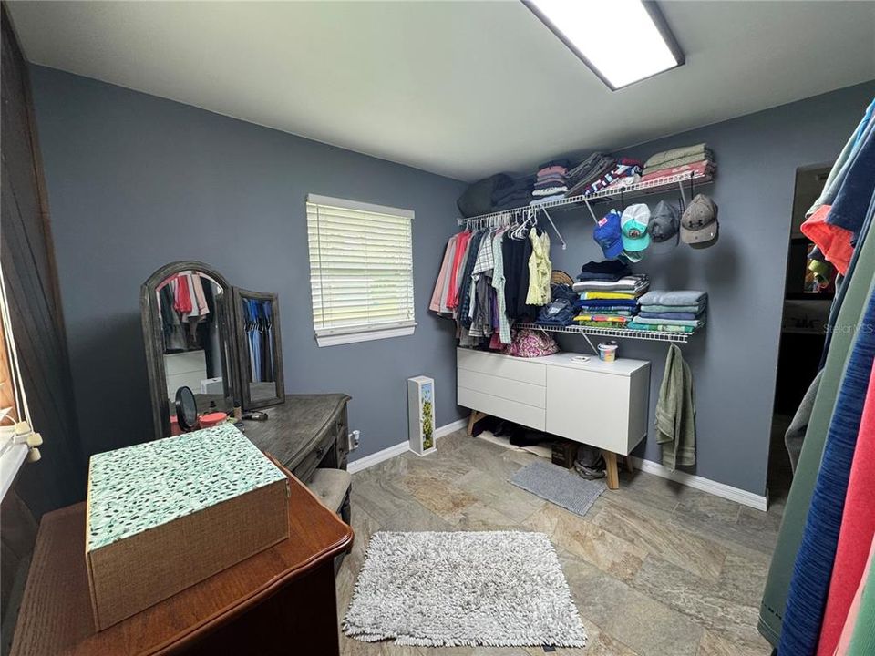 For Sale: $505,000 (3 beds, 2 baths, 1824 Square Feet)