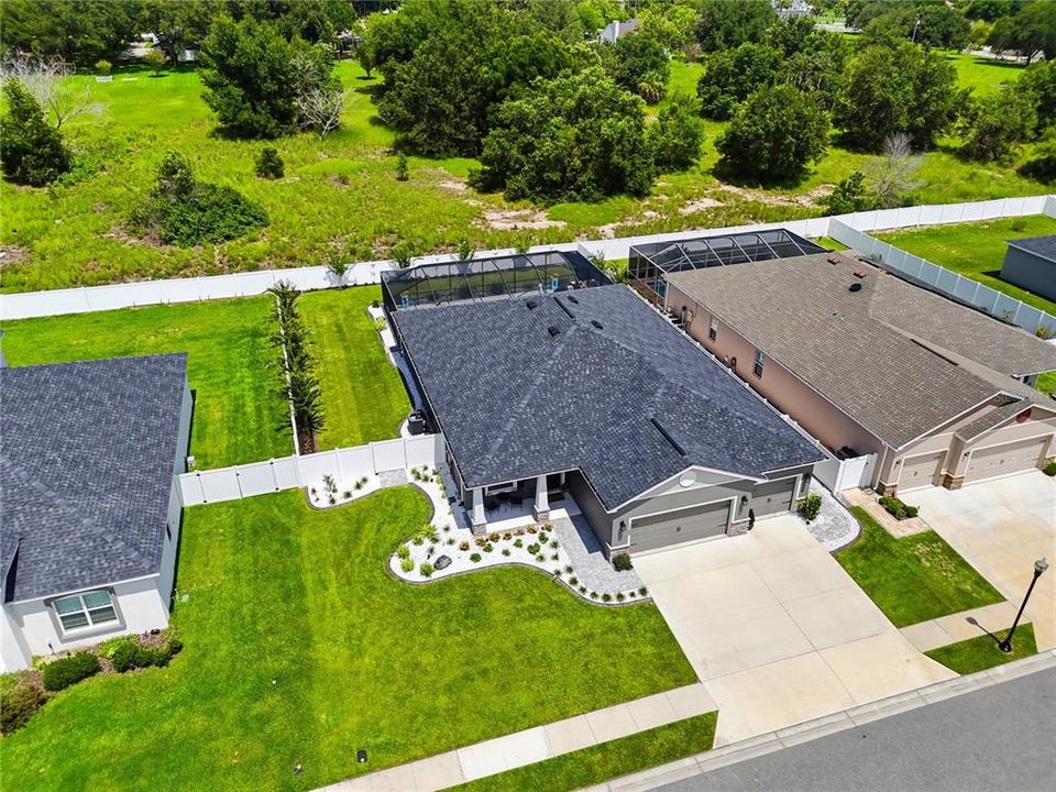 For Sale: $569,900 (4 beds, 2 baths, 2410 Square Feet)