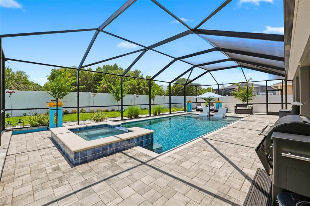 For Sale: $569,900 (4 beds, 2 baths, 2410 Square Feet)