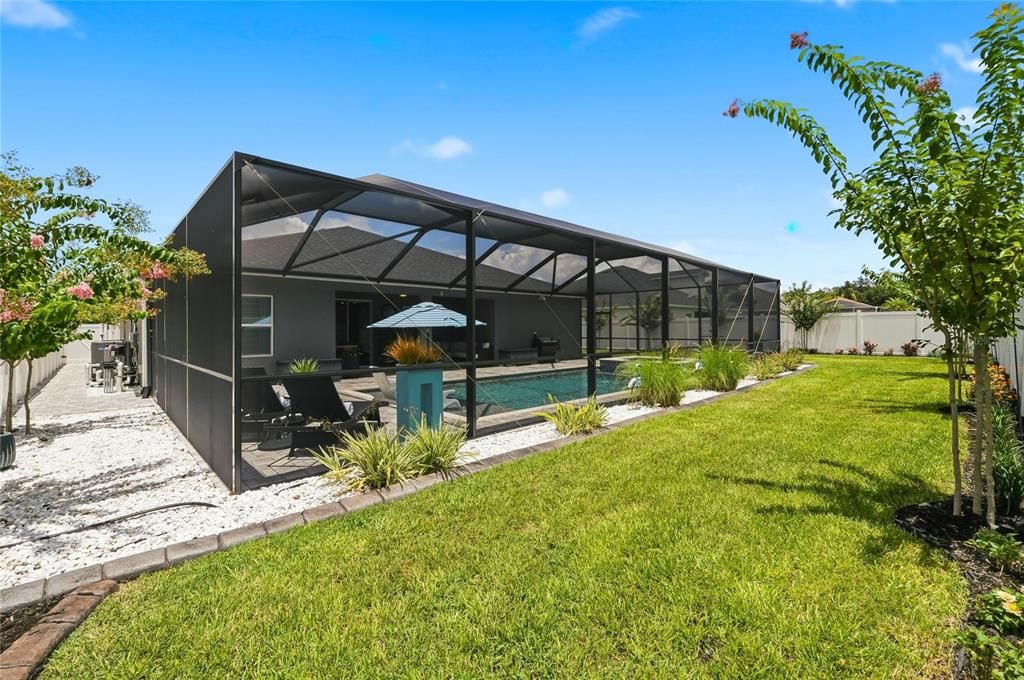 For Sale: $569,900 (4 beds, 2 baths, 2410 Square Feet)