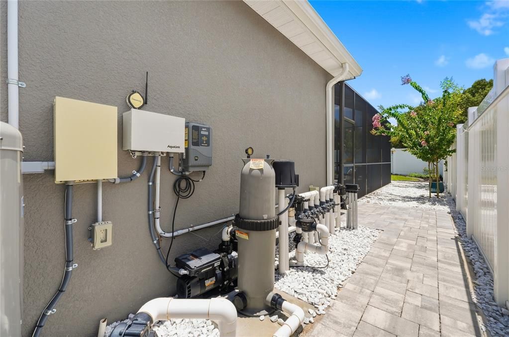 For Sale: $569,900 (4 beds, 2 baths, 2410 Square Feet)