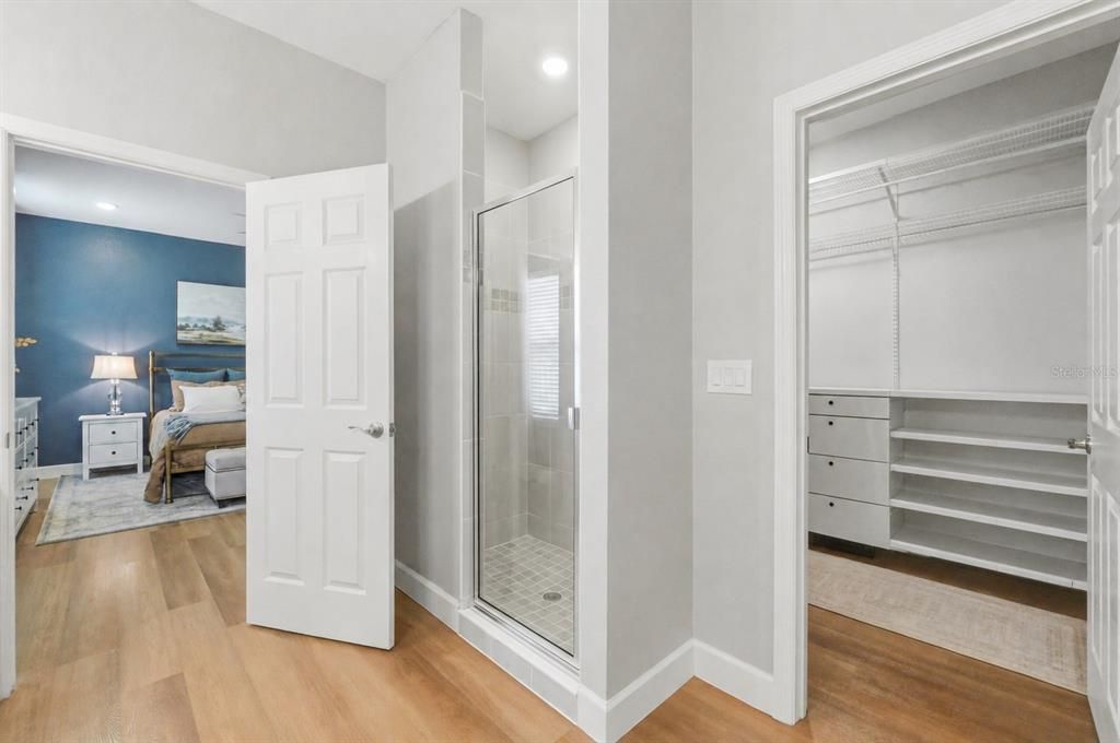 For Sale: $569,900 (4 beds, 2 baths, 2410 Square Feet)
