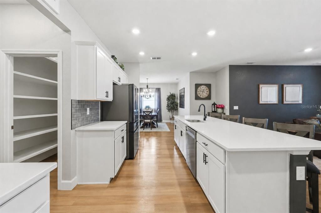 For Sale: $569,900 (4 beds, 2 baths, 2410 Square Feet)