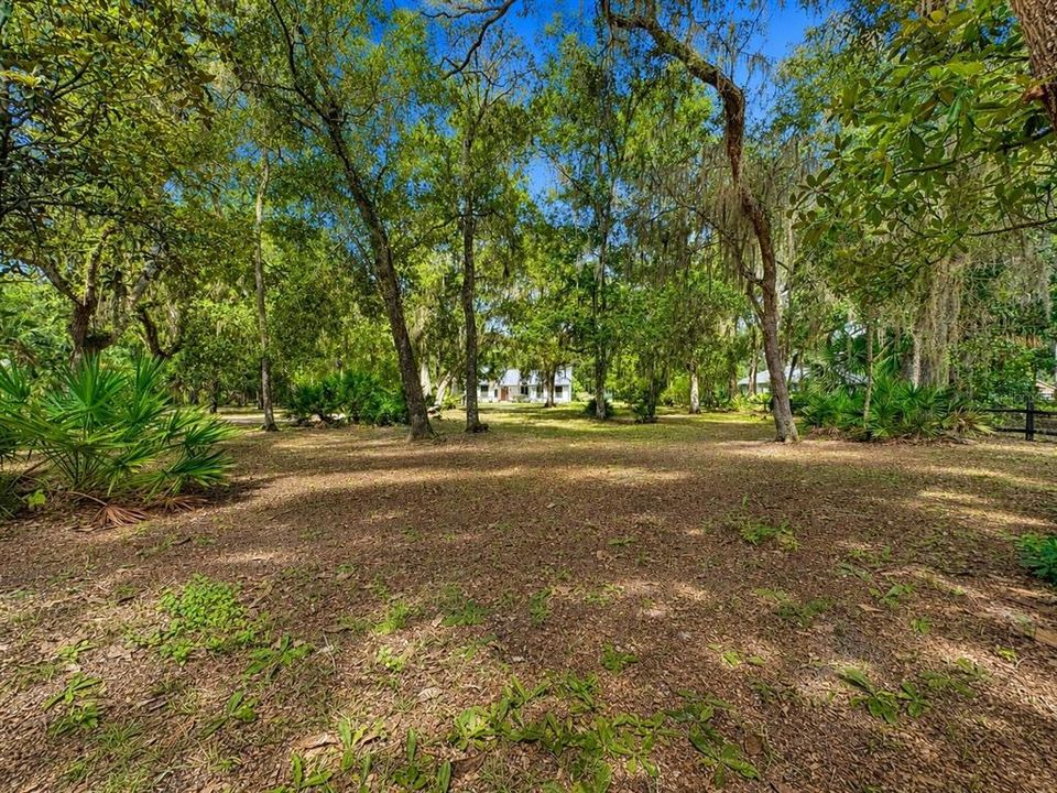 For Sale: $589,900 (3 beds, 2 baths, 2422 Square Feet)