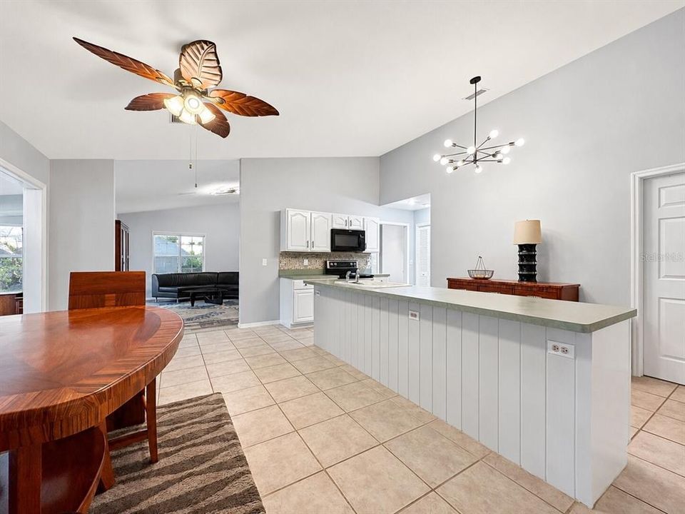 For Sale: $589,900 (3 beds, 2 baths, 2422 Square Feet)
