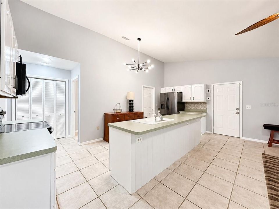 For Sale: $589,900 (3 beds, 2 baths, 2422 Square Feet)