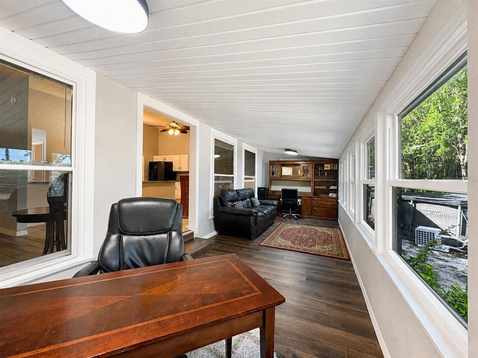For Sale: $589,900 (3 beds, 2 baths, 2422 Square Feet)