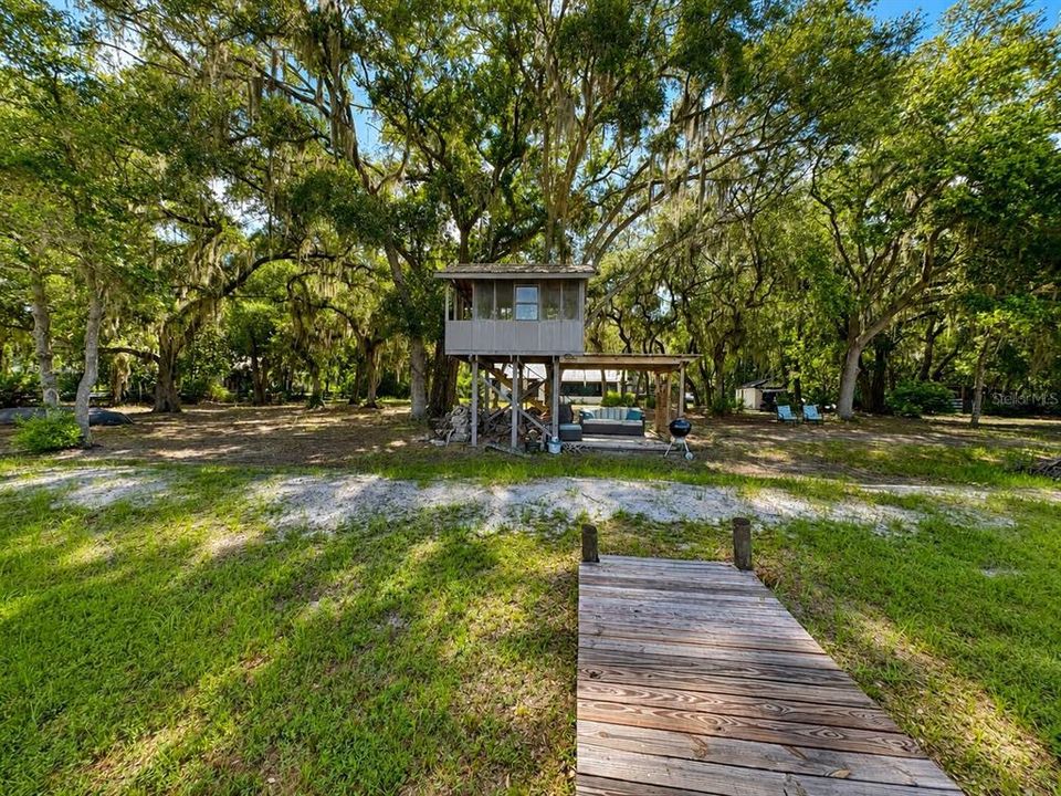 For Sale: $589,900 (3 beds, 2 baths, 2422 Square Feet)