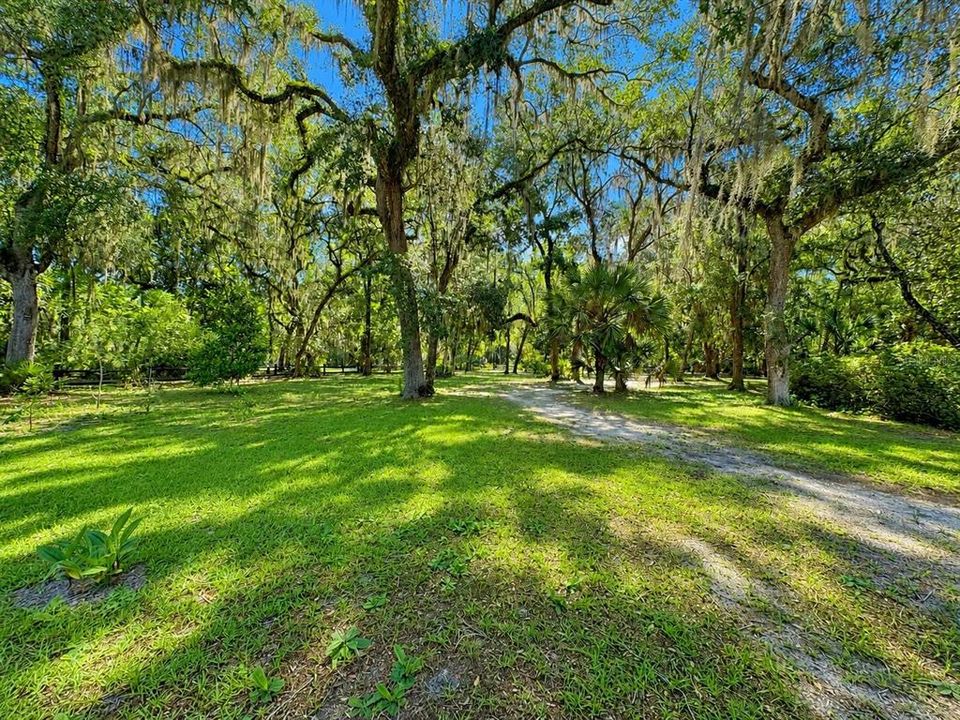 For Sale: $589,900 (3 beds, 2 baths, 2422 Square Feet)
