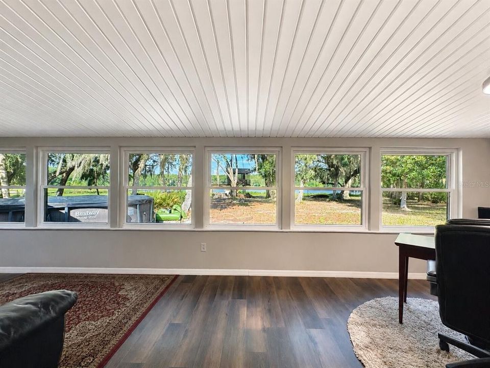 For Sale: $589,900 (3 beds, 2 baths, 2422 Square Feet)