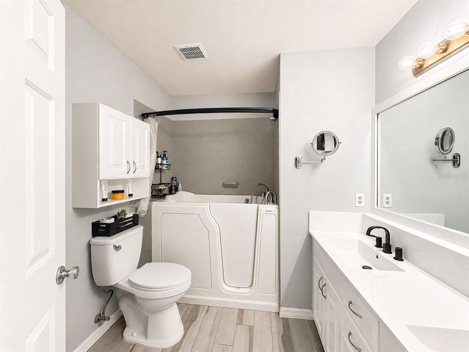 For Sale: $589,900 (3 beds, 2 baths, 2422 Square Feet)