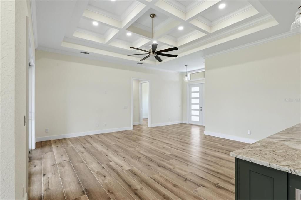 En Venta: $479,900 (3 camas, 2 baños, 1919 Pies cuadrados)