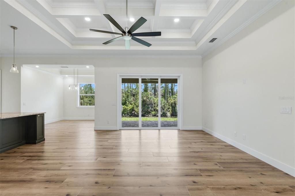 En Venta: $479,900 (3 camas, 2 baños, 1919 Pies cuadrados)