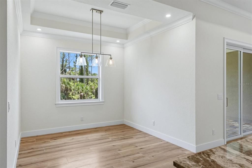En Venta: $479,900 (3 camas, 2 baños, 1919 Pies cuadrados)