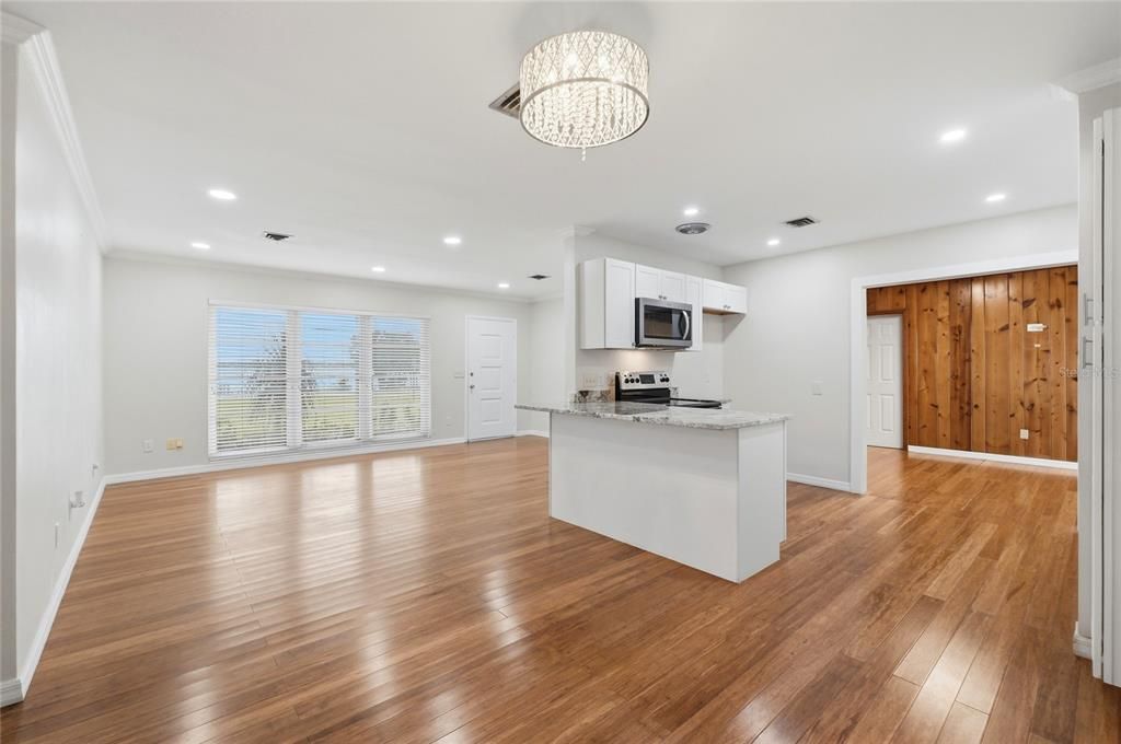 For Sale: $525,000 (4 beds, 3 baths, 2118 Square Feet)