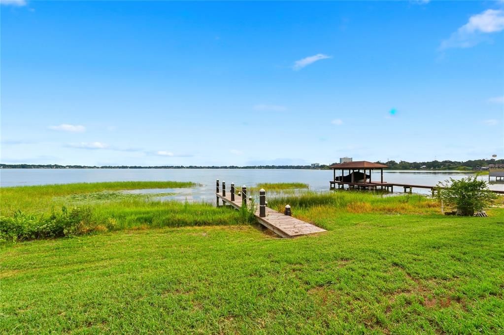 For Sale: $525,000 (4 beds, 3 baths, 2118 Square Feet)