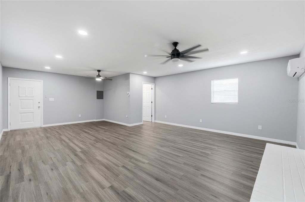 For Sale: $525,000 (4 beds, 3 baths, 2118 Square Feet)