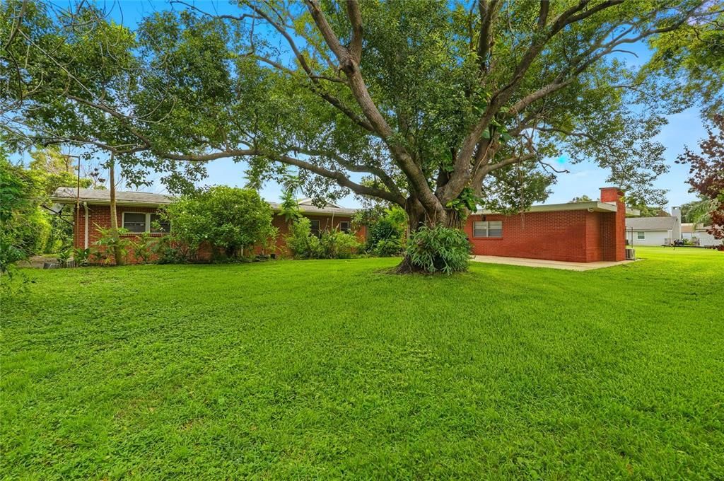For Sale: $525,000 (4 beds, 3 baths, 2118 Square Feet)
