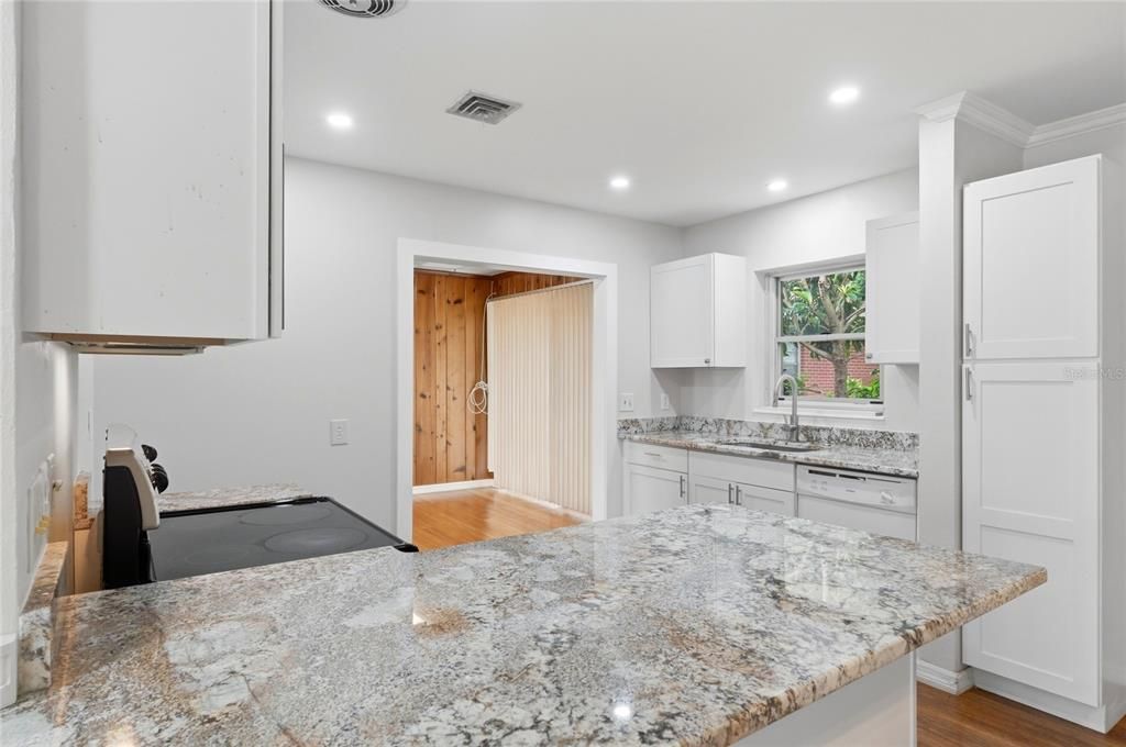 For Sale: $525,000 (4 beds, 3 baths, 2118 Square Feet)