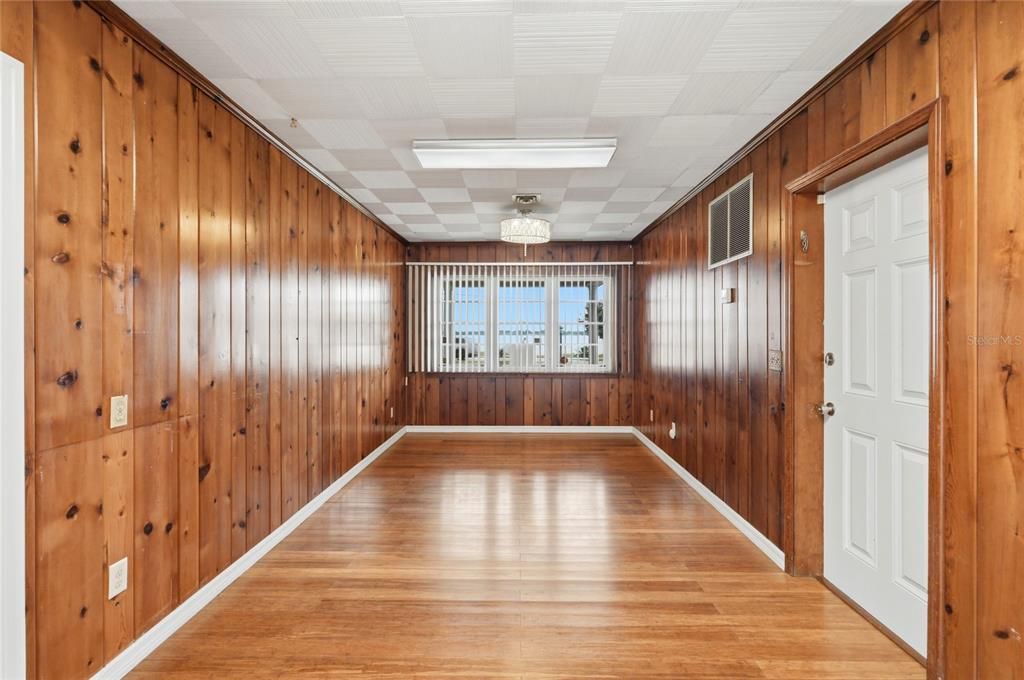 For Sale: $525,000 (4 beds, 3 baths, 2118 Square Feet)
