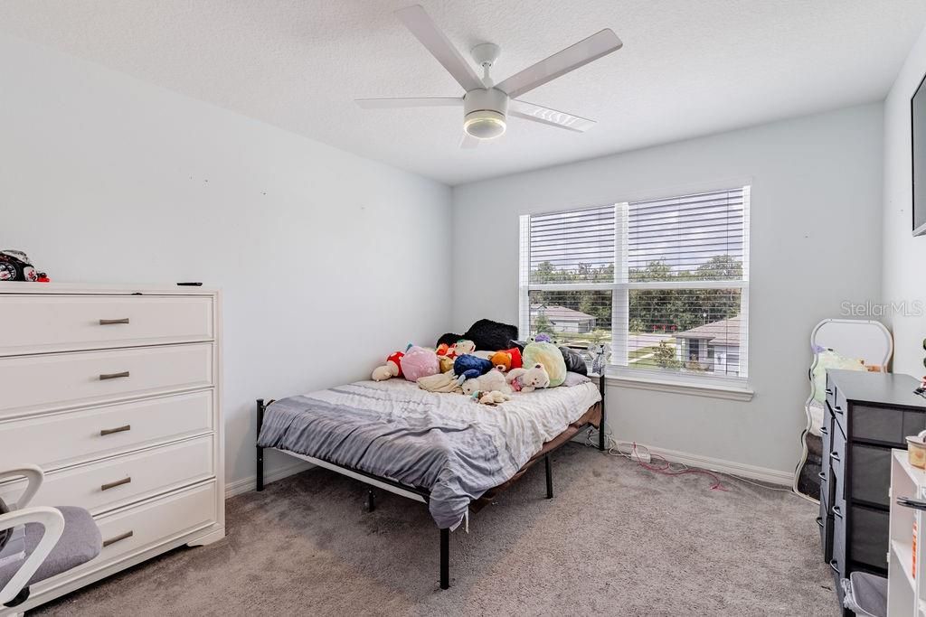 En Venta: $409,900 (5 camas, 2 baños, 2856 Pies cuadrados)