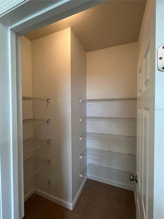 For Rent: $3,400 (5 beds, 3 baths, 3456 Square Feet)
