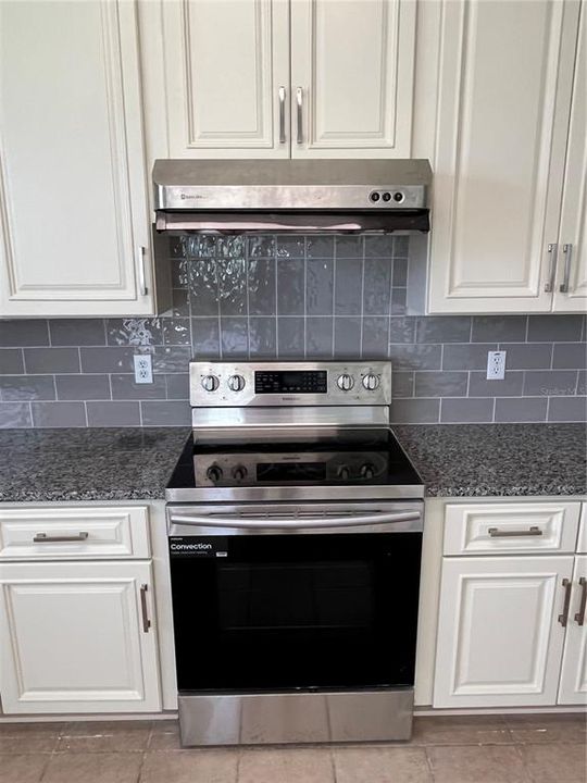 For Rent: $3,400 (5 beds, 3 baths, 3456 Square Feet)
