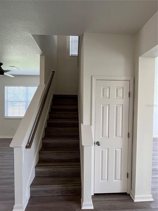 For Rent: $3,400 (5 beds, 3 baths, 3456 Square Feet)