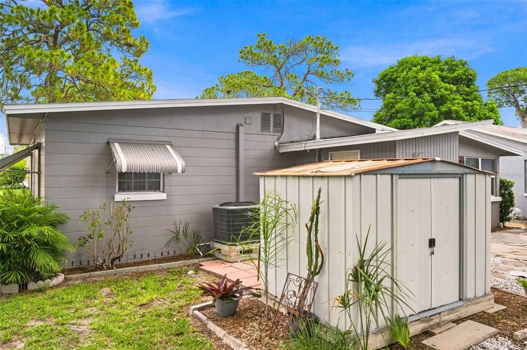 Activo con contrato: $269,900 (2 camas, 1 baños, 1027 Pies cuadrados)